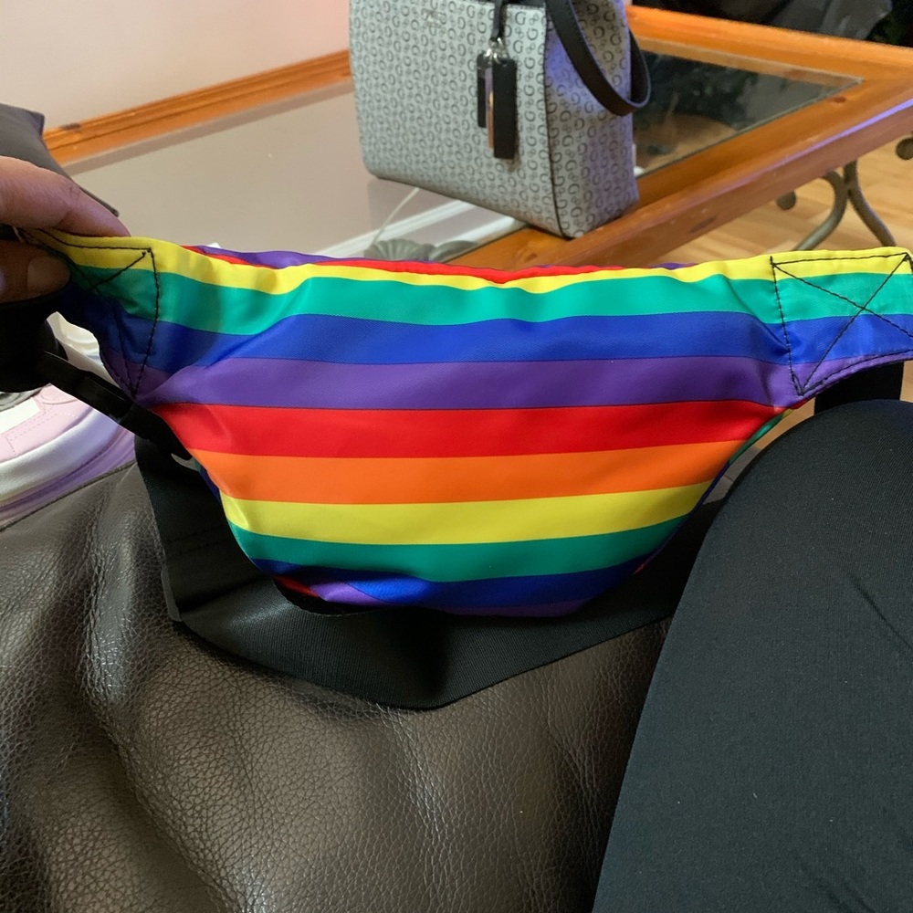 Madden Girl Fanny Pack - Picture 6 of 6